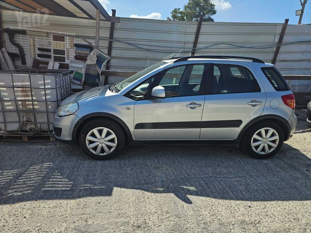 סוזוקי SX4