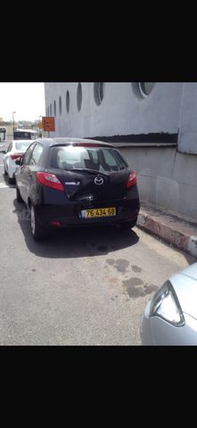מודעת רכב מאזדה 2