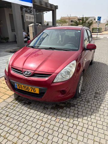 יונדאי i20