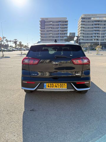 קיה נירו