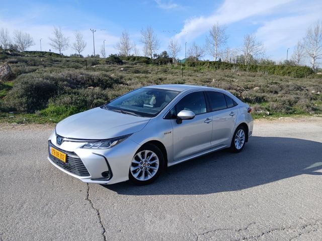 טויוטה קורולה