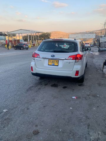 סובארו אאוטבק