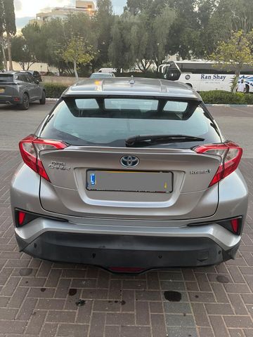טויוטה C-HR