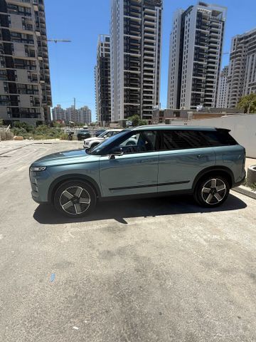 ג'אקו J7