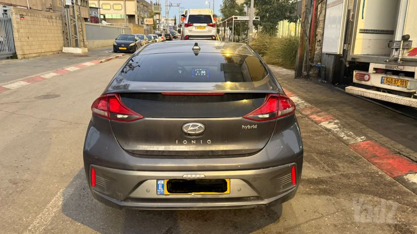 מודעת רכב יונדאי איוניק
