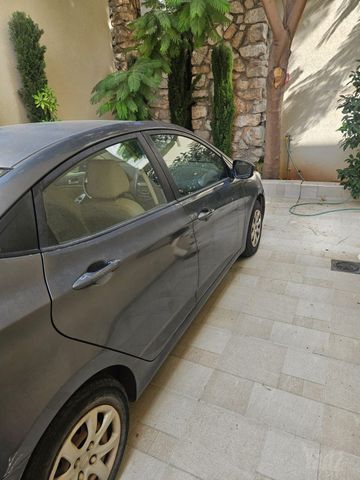 יונדאי אקסנט i25