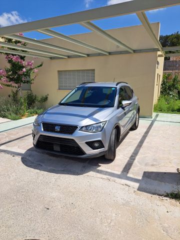 סיאט ארונה