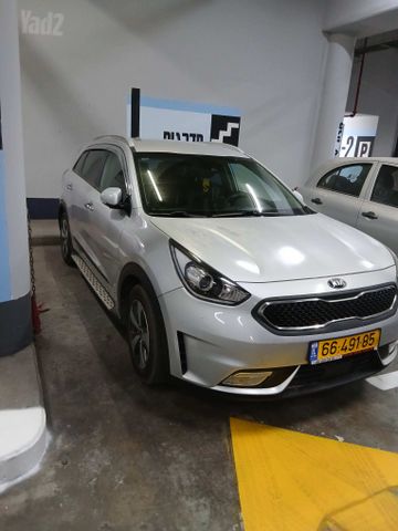 קיה נירו