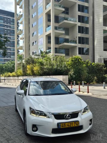 לקסוס CT