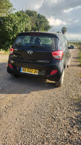 יונדאי i10