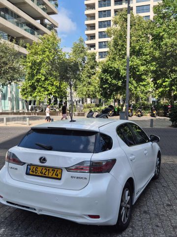 לקסוס CT