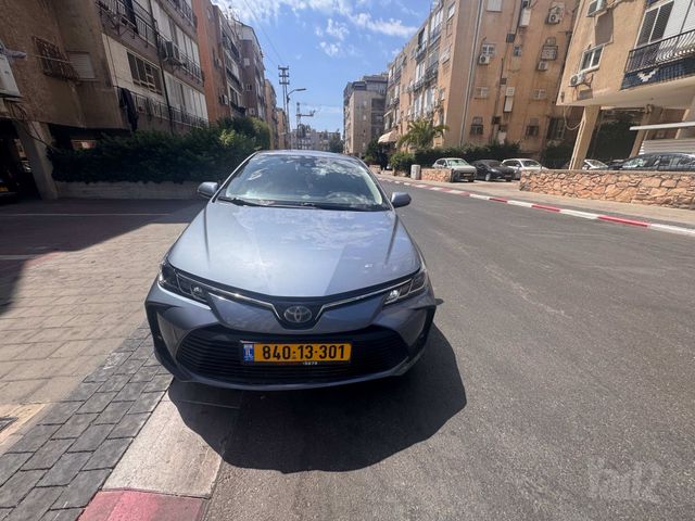 טויוטה קורולה
