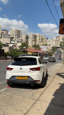 סיאט לאון