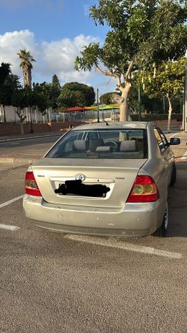 טויוטה קורולה