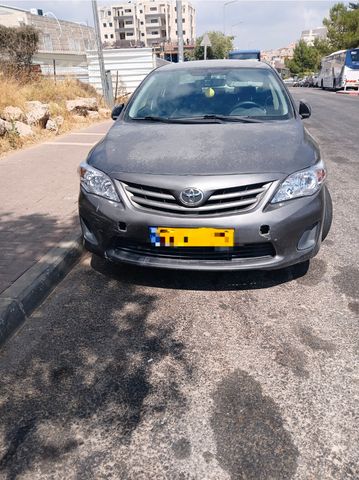 טויוטה קורולה