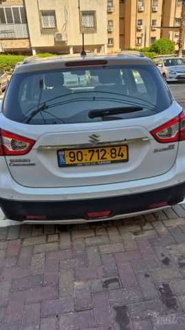 סוזוקי קרוסאובר