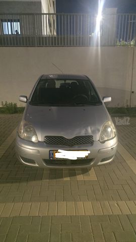 טויוטה יאריס