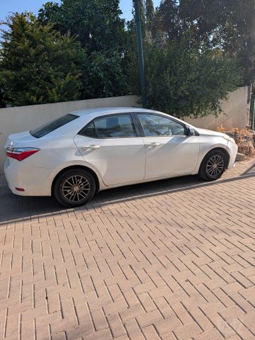 מודעת רכב טויוטה קורולה