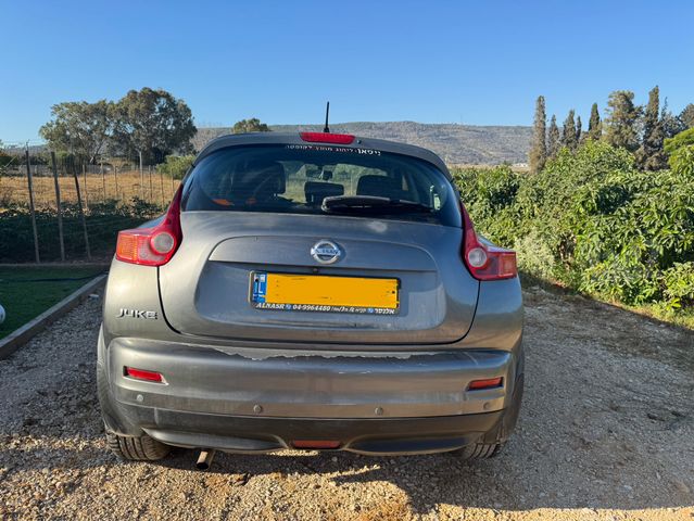 ניסאן ג'וק