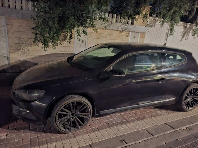 מודעת רכב פולקסווגן שירוקו