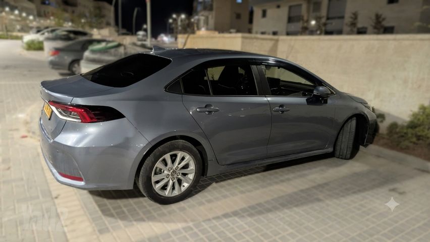 טויוטה קורולה