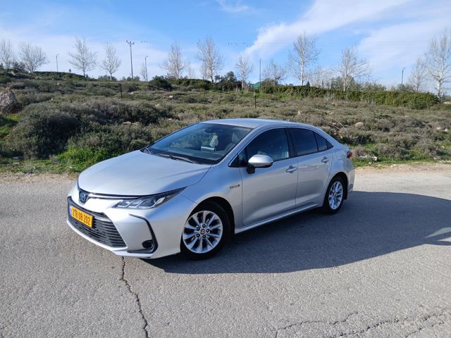 טויוטה קורולה