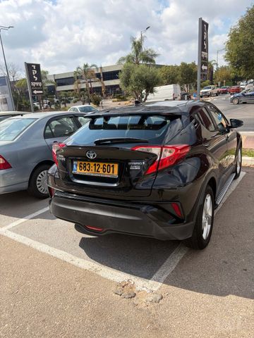 טויוטה C-HR