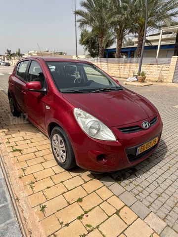 יונדאי i20
