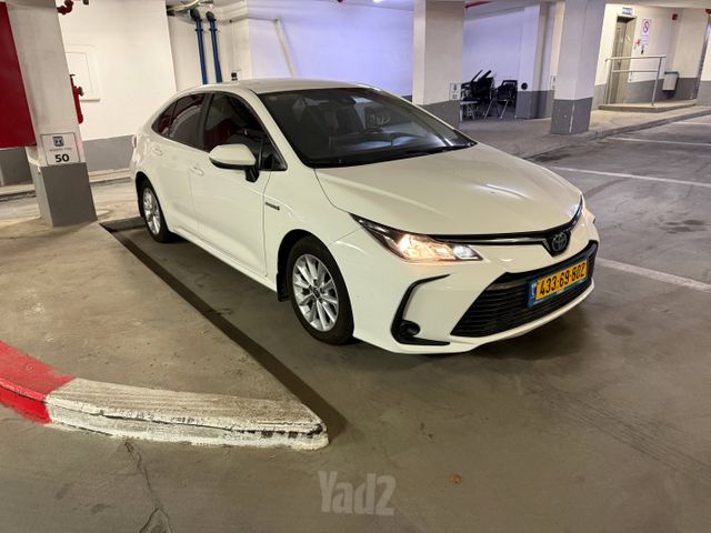 טויוטה קורולה