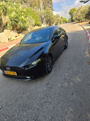 מודעת רכב מאזדה 3