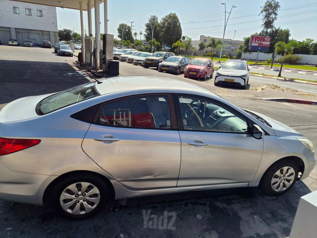 יונדאי אקסנט i25