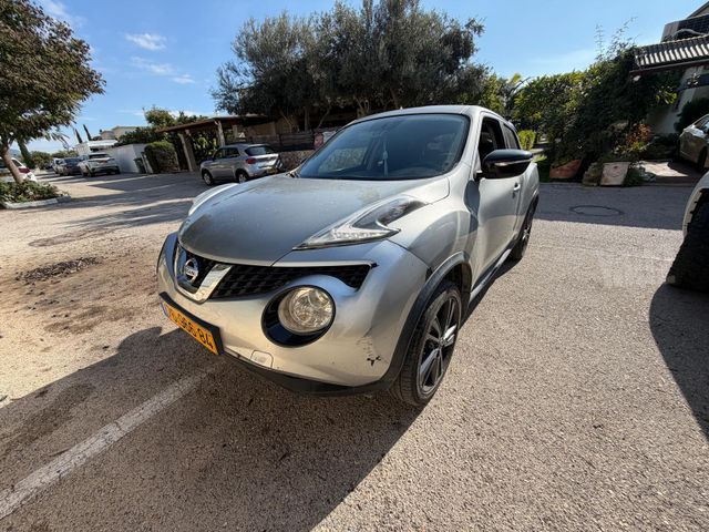 ניסאן ג'וק