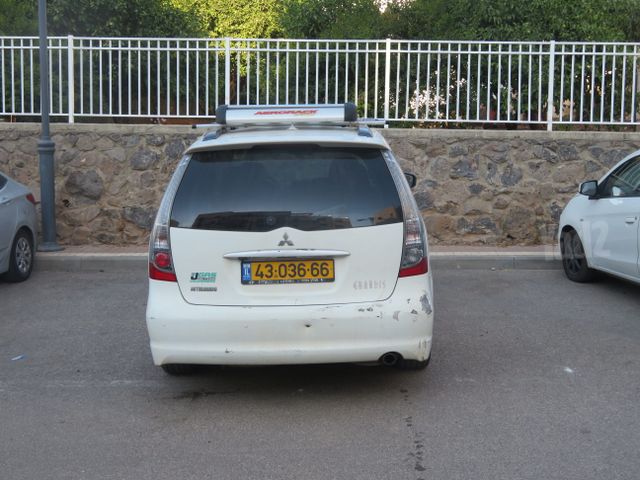 מיצובישי גרנדיס