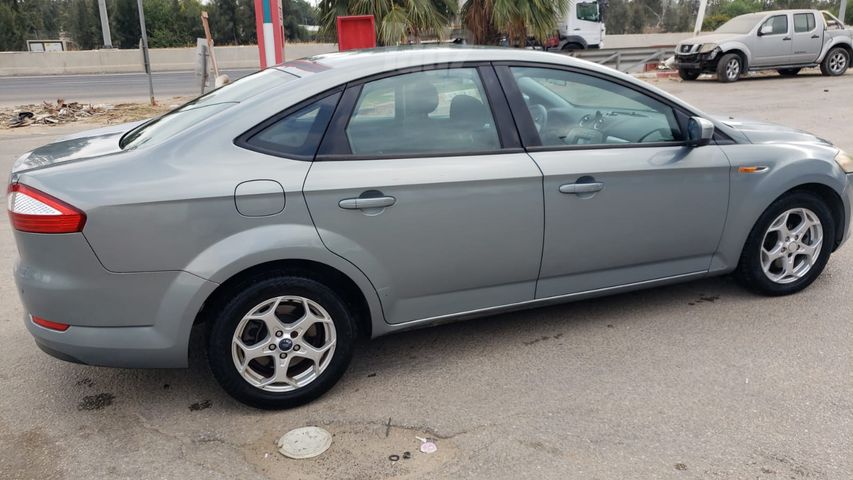 פורד מונדאו