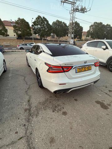 מודעת רכב ניסאן מקסימה