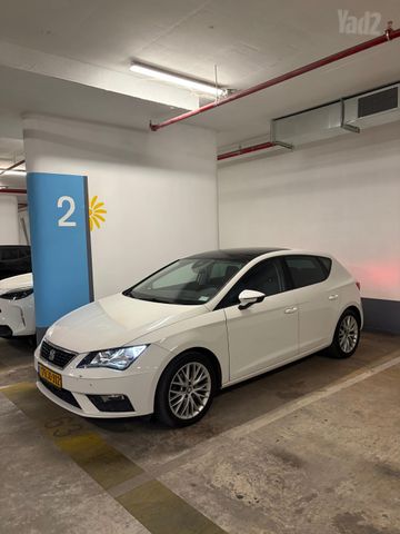 מודעת רכב סיאט לאון