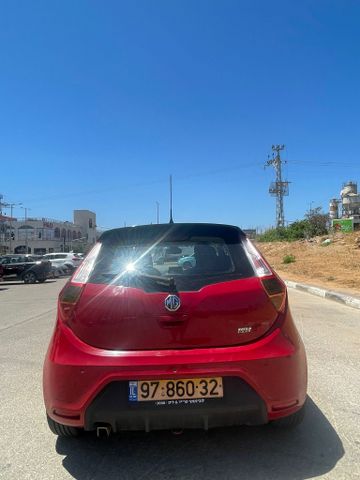 אם ג'י MG3