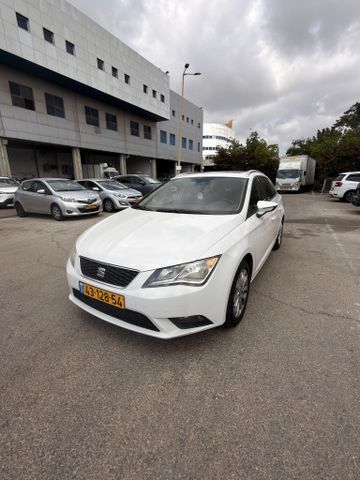 מודעת רכב סיאט לאון