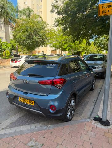 יונדאי I20 קרוס