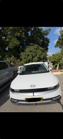 יונדאי איוניק 5