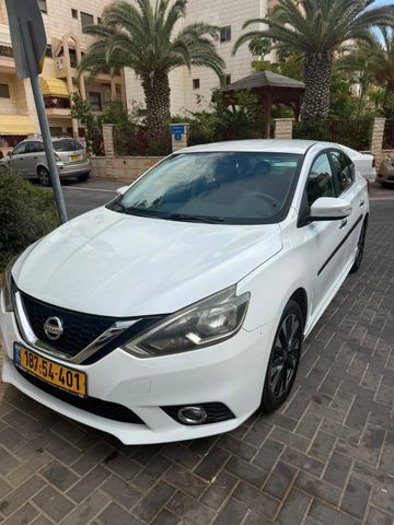 ניסאן סנטרה