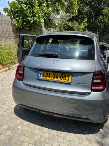 פיאט 500E