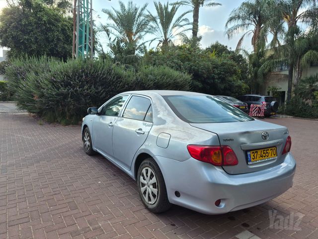 טויוטה קורולה