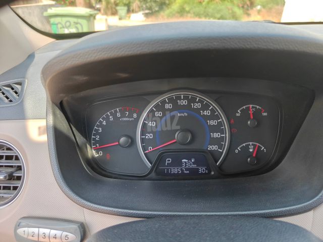 יונדאי i10