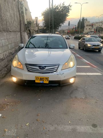 סובארו אאוטבק
