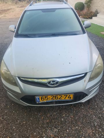 יונדאי i30