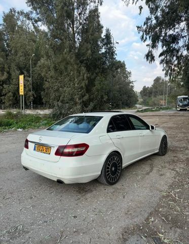 מרצדס-בנץ E-class
