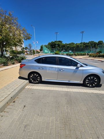 ניסאן סנטרה