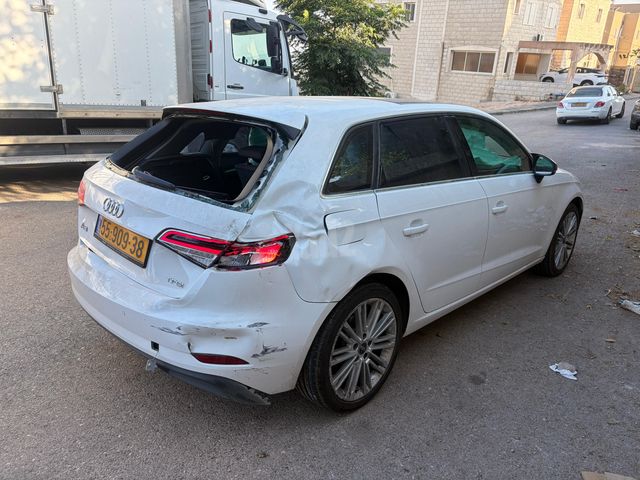 מודעת רכב אאודי A3