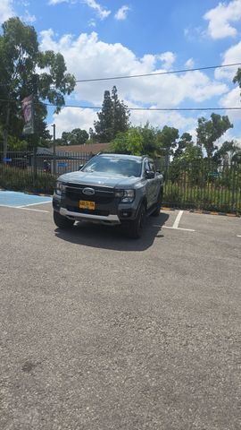 מודעת רכב פורד ריינג'ר